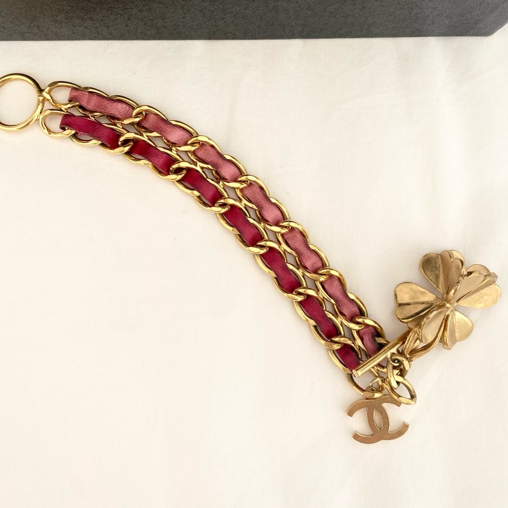 Chanel Charm Bracelet. 4 leaf clover - Picture 3 of 3